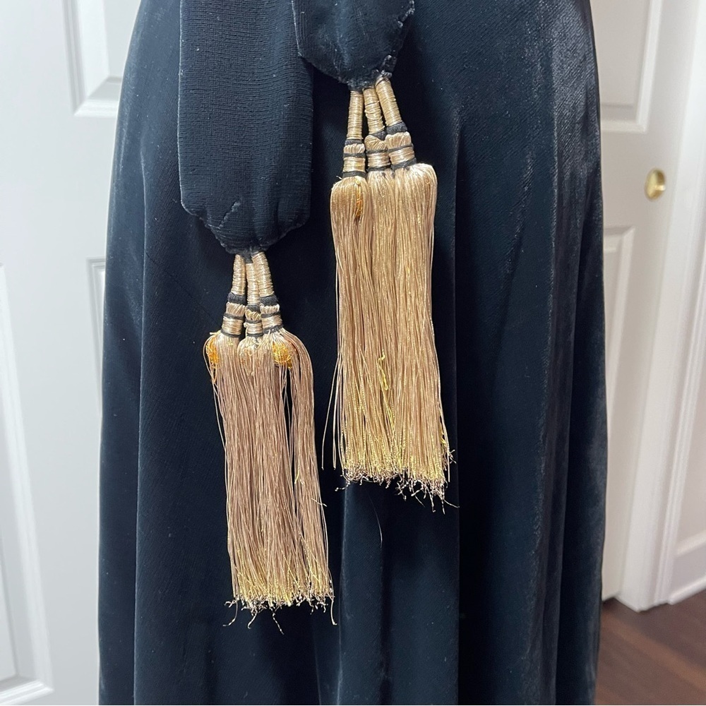 Black Velvet Wrap Skirt Gold Floral Embroidery Handmade in India S\M - Picture 8 of 13